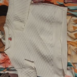 H&M white sweatshirt